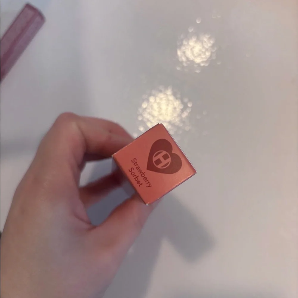 This OLEHENRIKSEN Pout Preserve Peptide Lip Treatment comes in a 12ml